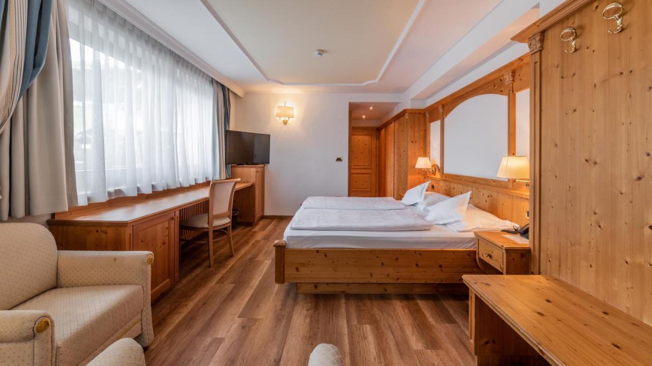 Hotel Armin Селва ди Вал Гардена Екстериор снимка